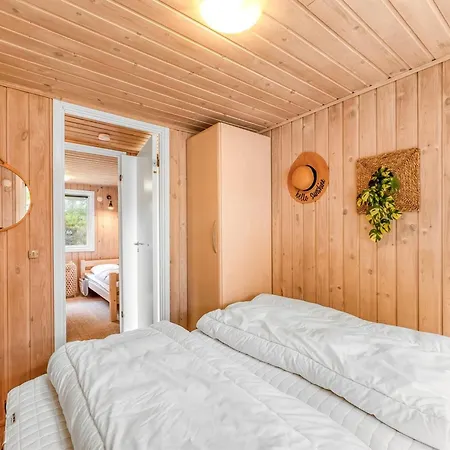 度假居 Toimi - 500m To The Fjord By Interhome